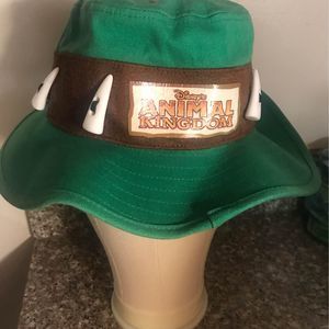 Disney Parks Animal Kingdom Safari Youth Hat Green Brown With Teeth